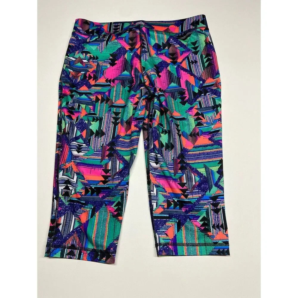 Fila Sport Run Capri Skimmer Mid Rise Leggings‎ - NWT Tribal Aztec Design Large